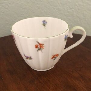 4️⃣ FOR $1️⃣0️⃣! VINTAGE TUSCAN ROYAL FINE BONE CHINA TEACUP